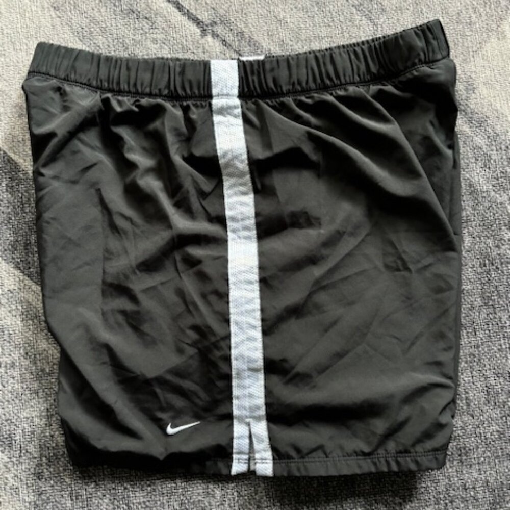 NIKE Women's Shorts Size XL Black with White Stripes